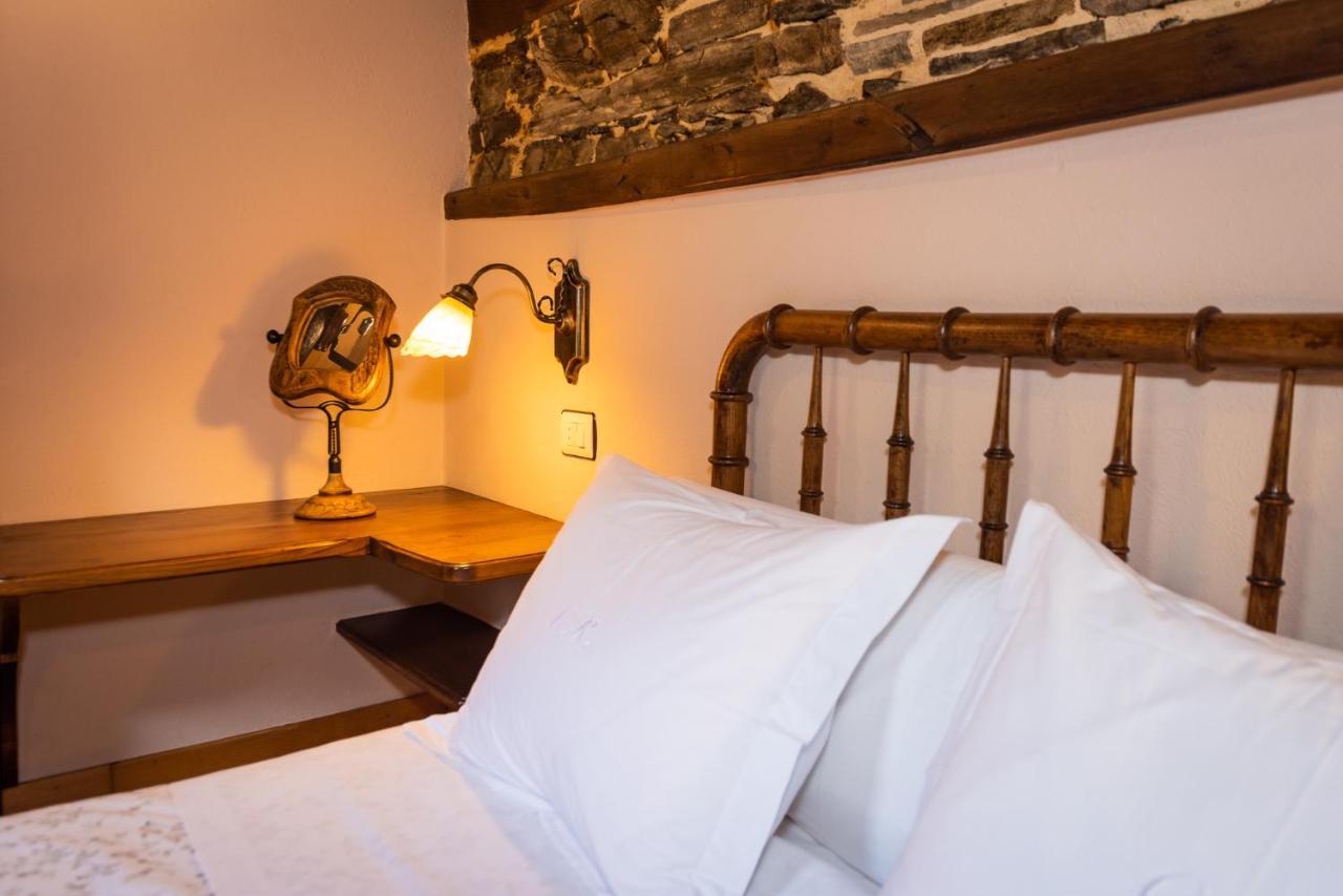 Apartamentos Rurales Casa Riveras Santa Eulalia de Oscos Dış mekan fotoğraf