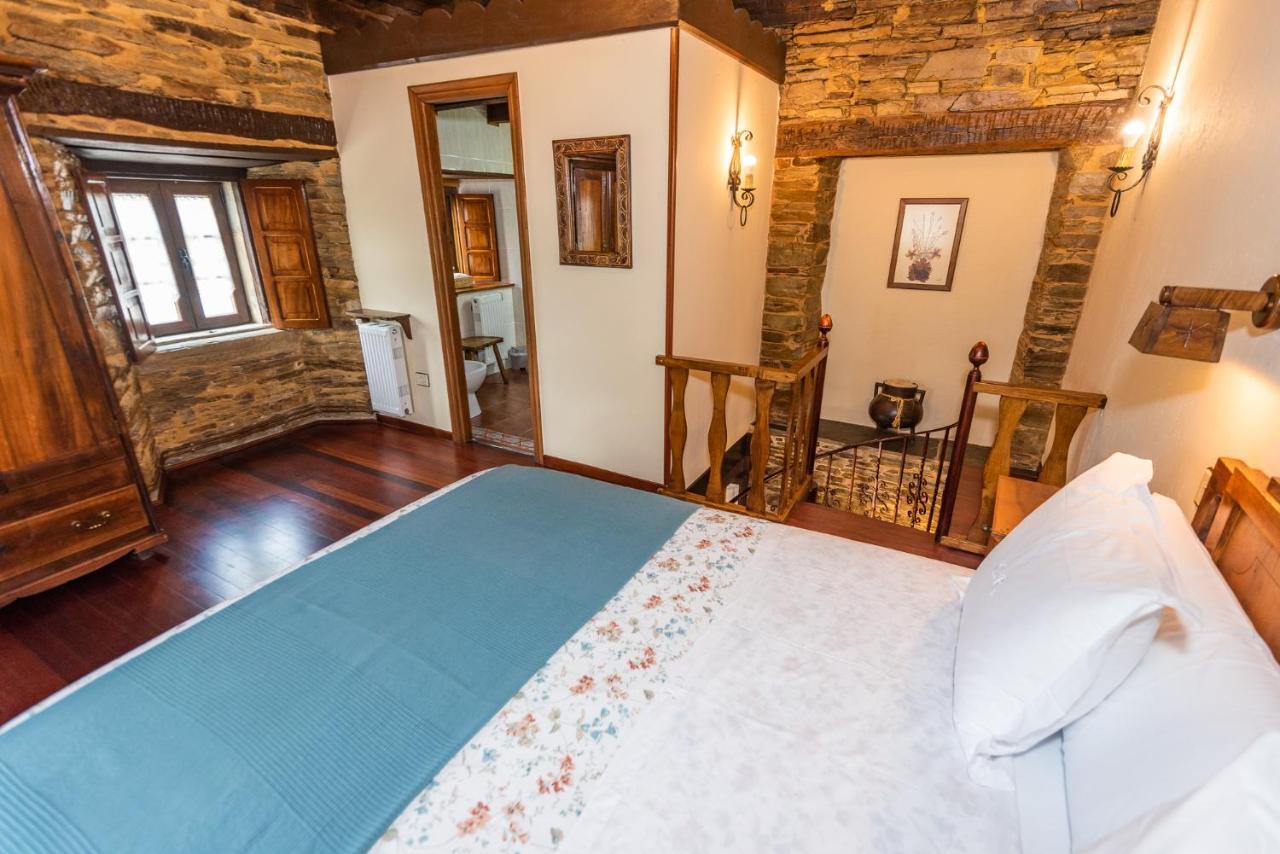 Apartamentos Rurales Casa Riveras Santa Eulalia de Oscos Dış mekan fotoğraf