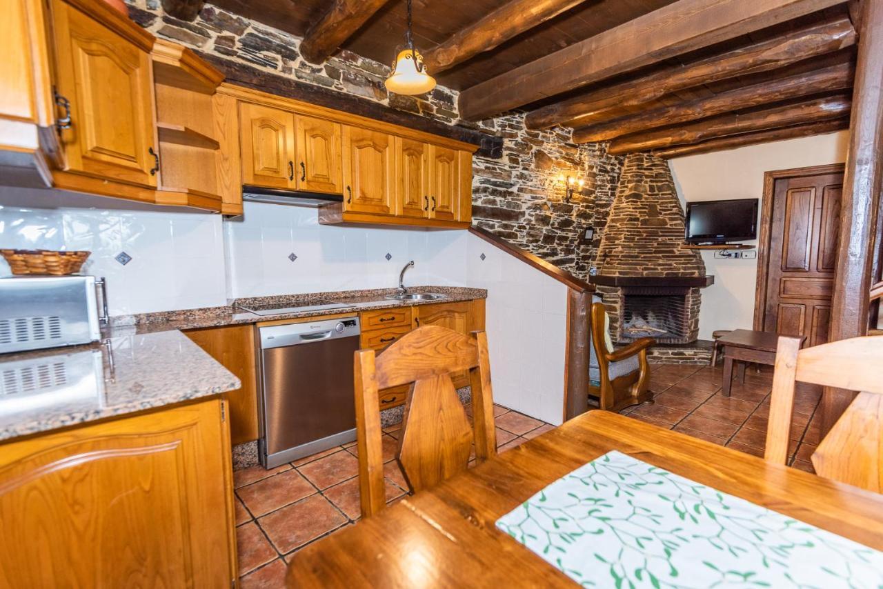 Apartamentos Rurales Casa Riveras Santa Eulalia de Oscos Dış mekan fotoğraf