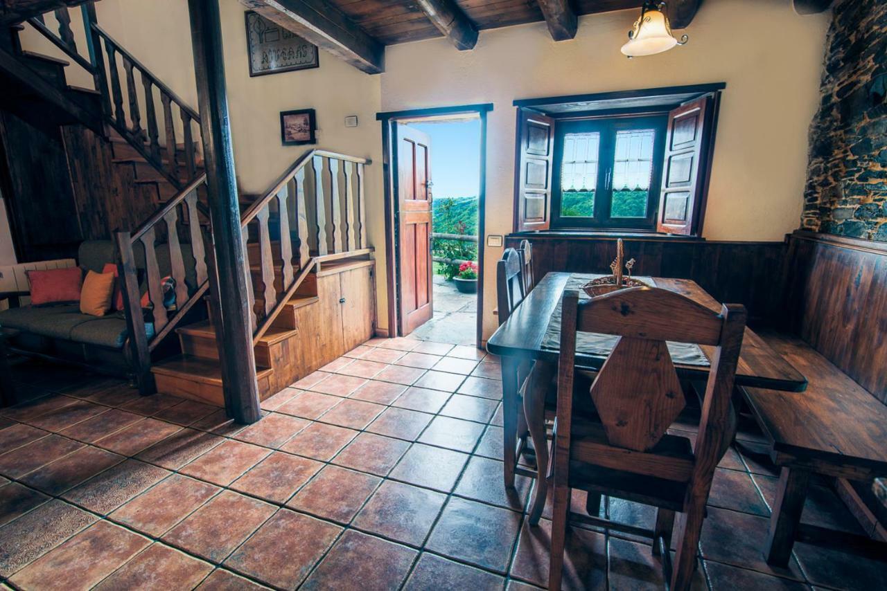 Apartamentos Rurales Casa Riveras Santa Eulalia de Oscos Dış mekan fotoğraf