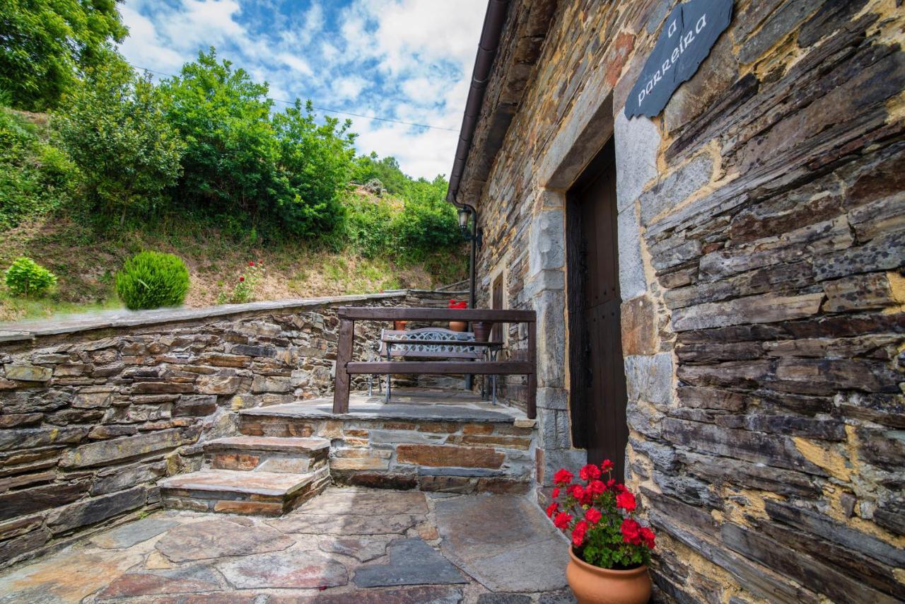 Apartamentos Rurales Casa Riveras Santa Eulalia de Oscos Dış mekan fotoğraf
